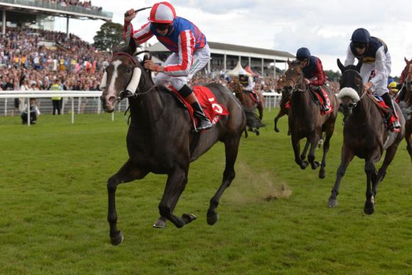 Sorgten für die Überraschung: Das höchst dotierte Handicap Europas gewinnt der Außenseiter Mutual Regard (Louis Steward) vor Van Percy und Elidor. www.galoppfoto.de - John James Clark