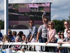 Das Derby - am schönsten live auf der Bahn, aber auch im TV ist es zu sehen. Foto www.kincsem.de - Silvia Göldner 