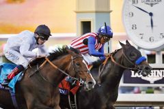 Fast wie in der Bundesliga, alle jagen sie einen, aber am Ende gewinnt Bayern. Sieg im Breeders' Cup Classic. Foto: www.galoppfoto.de - Petr Guth