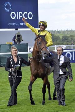 Postponed und Andrea Atzeni nach dem Sieg in den King George and Queen Elizabeth Stakes. www.galoppfoto.de - John James Clark