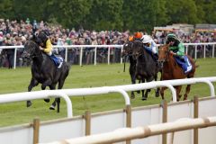 Aldenham peilt jetzt größere Aufgaben an. www-galoppfoto.de - Sabine Brose