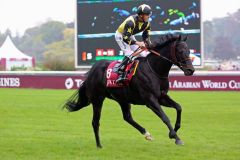 Goldream und Martin Harley vor dem Sieg im Prix de l'Abbaye. Foto Dr. Jens Fuchs