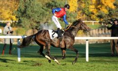 Erster Gr. I-Sieg und geglückte Revanche für den wegen Fiebers verpassten Start im Großen Preis von Baden: Ito gewinnt mit Filip Minarik sicher vor Prince Gibraltar und Fair Mountain. Foto: Dr. Jens Fuchs