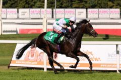 Stall Salzburgs Magic Artist triumphiert mit David Probert im RaceBets.com Bavarian Classic und ist damit auch für das Derby eine echte Hausnummer. Foto: Dr. Jens Fuchs