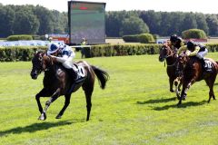 Penmaen holt den Black Type-Treffer mit Louis-Philippe Beuzelin im Sattel nach England. www.galoppfoto.de - Sabine Brose