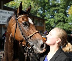 Prima Violetta nach ihrem Sieg am 24.9.2017 in Köln - Foto: Dr. Jens Fuchs