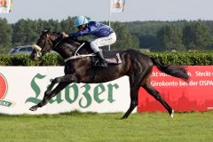 Stall Seeheims Odin (Kallisto) war mit Marvin Suerland im Rennen mit dem schönen Titel 'Bingo die Umweltlotterie'  der Konkurrenz weit enteilt. www.galoppfoto.de - Frank Sorge