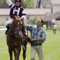 Und wieder jubelt Andreas Helfenbein ... Jockey im Glück auch mit Donnerschlag im Benazet-Rennen. www.galoppfoto.de - Sarah Bauer