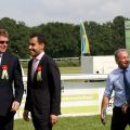 Freude beim Anhang (v.l.n.r.): Racing-Manager David Redvers, Besitzer Scheich Fahad Al Thani, Simon Stokes für das Gestüt Fährhof als Züchter und Trainer Andreas Wöhler. www.galoppfoto.de - Sandra Scherning