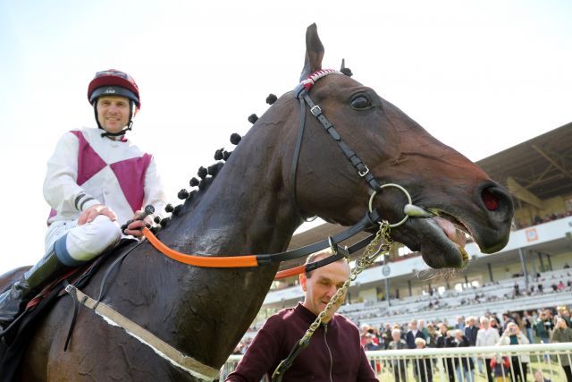 Raa Atoll (Jozef Bojko) was a convincing winner in Hoppegarten. www.galoppfoto.de