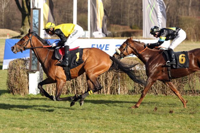 Deja vu: Das erste Black Type-Rennen des Jahres ging wie 2014 an Fährhof. Nach Quaduna war 2015 Lacy an der Reihe. www.galoppfoto.de - Sabine Brose