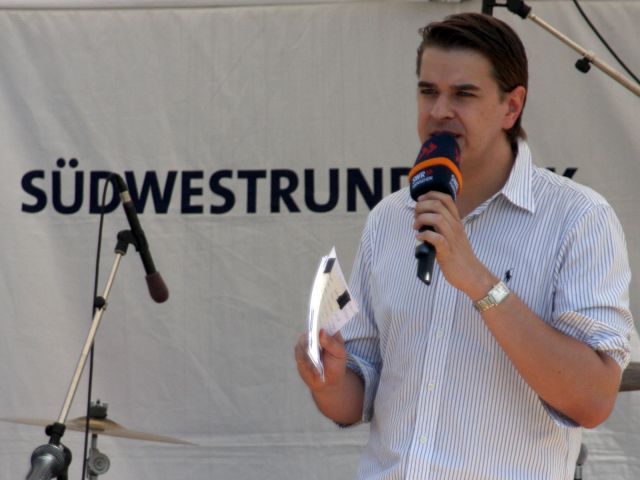 Alexander Franke ist neuer Moderator auf der Rennbahn in Iffezheim. www.baden-racing.com