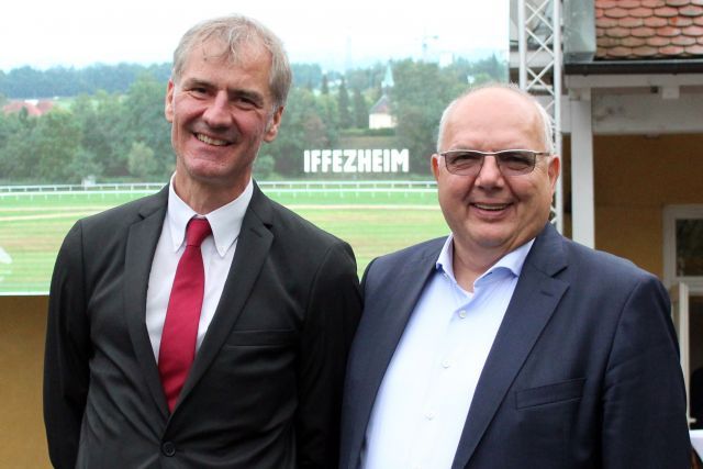 Peter Gaul (re.) und Stefan Buchner am Sonntag in Iffezheim. www.galoppfoto.de