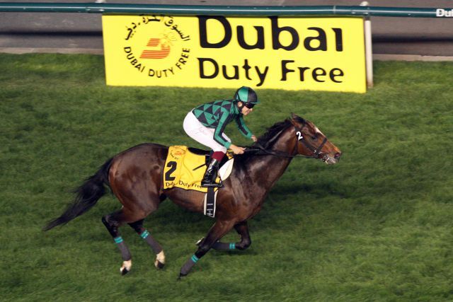 Im April 2014 die Nummer 1 der Weltrangliste: Just A Way mit Yuichi Fukunaga bei seinem Sieg im Dubai Duty Free. www.galoppfoto.de - Frank Sorge