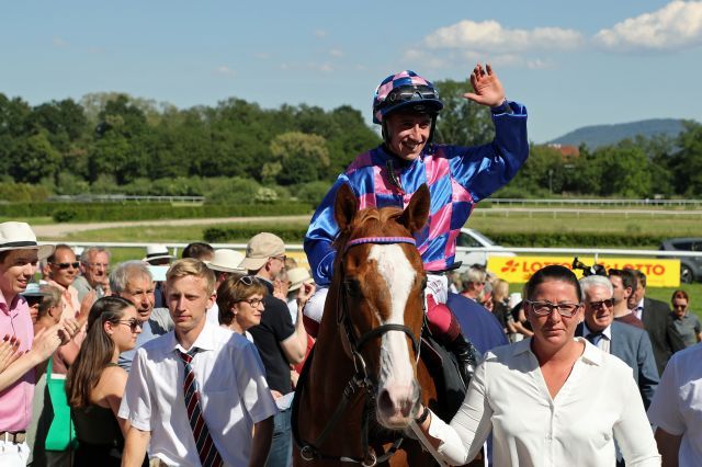 Itobo with Marco Casamento on board, winner of the "Grand Prix" at Baden-Baden. Foto: Dr. Jens Fuchs