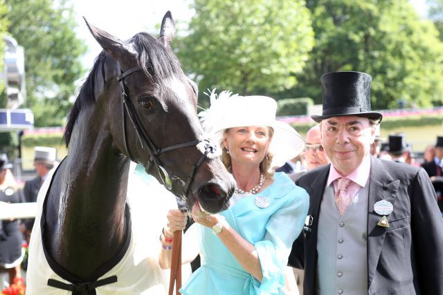 Wechselt in die Zucht: The Fugue mit ihren Besitzern Lord Lloyd-Webber und seiner Frau nach dem Erfolg in den Prince of Wales's Stakes. www.galoppfoto.de - Frank Sorge