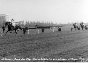 Harro Remmert und Ravensbergs Wildpark beim Sieg im Silbernen Band der Ruhr am 02.11.1969. Foto: Archiv Ravensberg